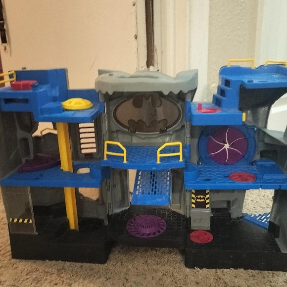 Batman Themed Playset for Kids - Picture 1 of 1